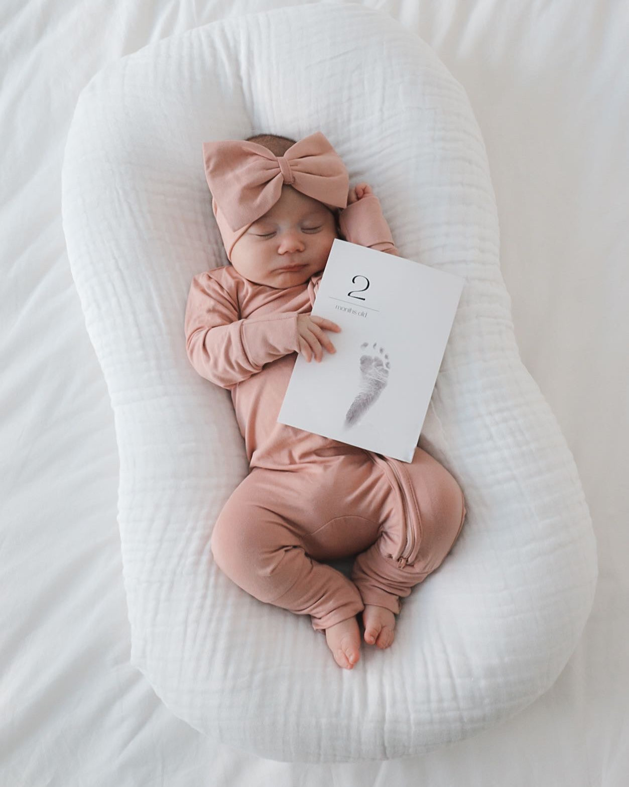 Inkless and no mess print kit for baby handprints