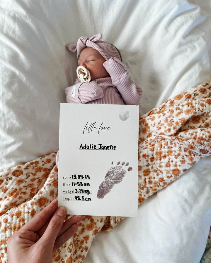 Baby Footprint and Handprint Cards No mess, Inkless