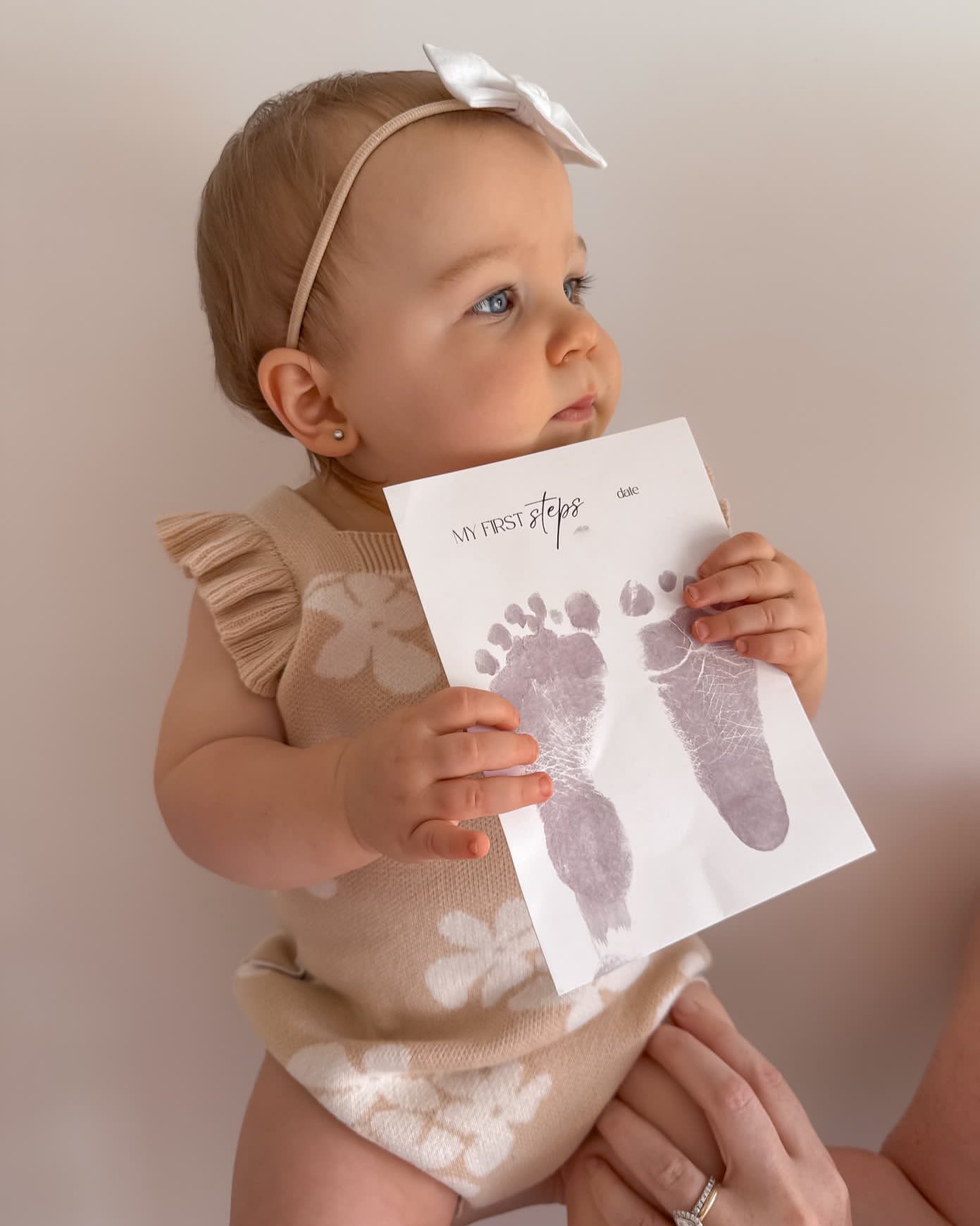 no mess baby safe inkless print kit of baby footprints when they start walking